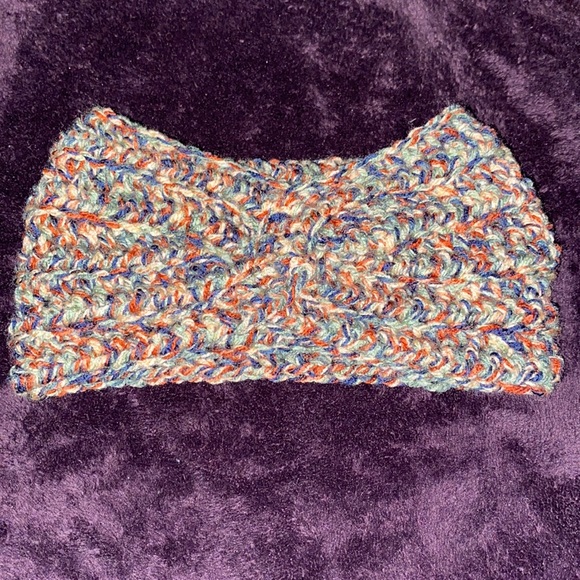 Crocheted headband/ear warmer in multi color - Picture 4 of 4